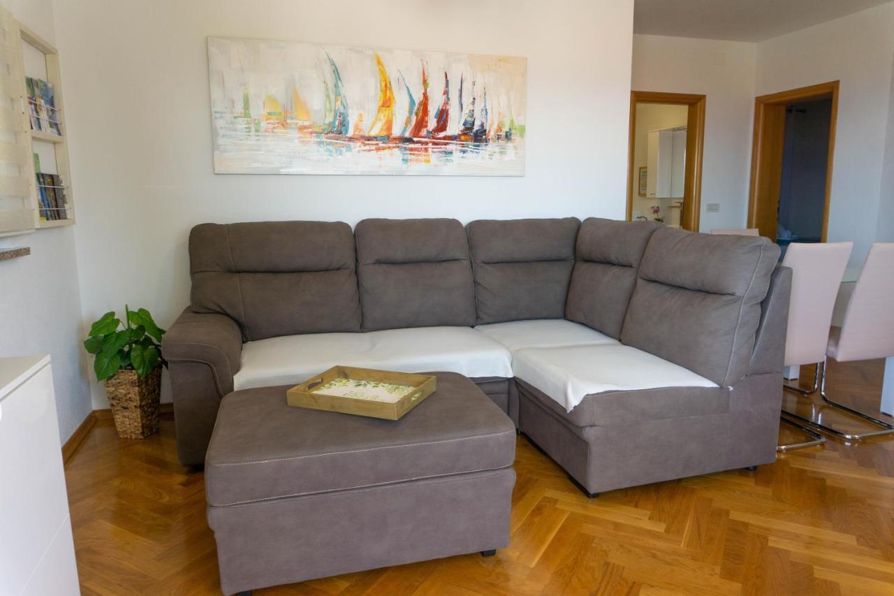 Apartment Jadran Malinska Extérieur photo